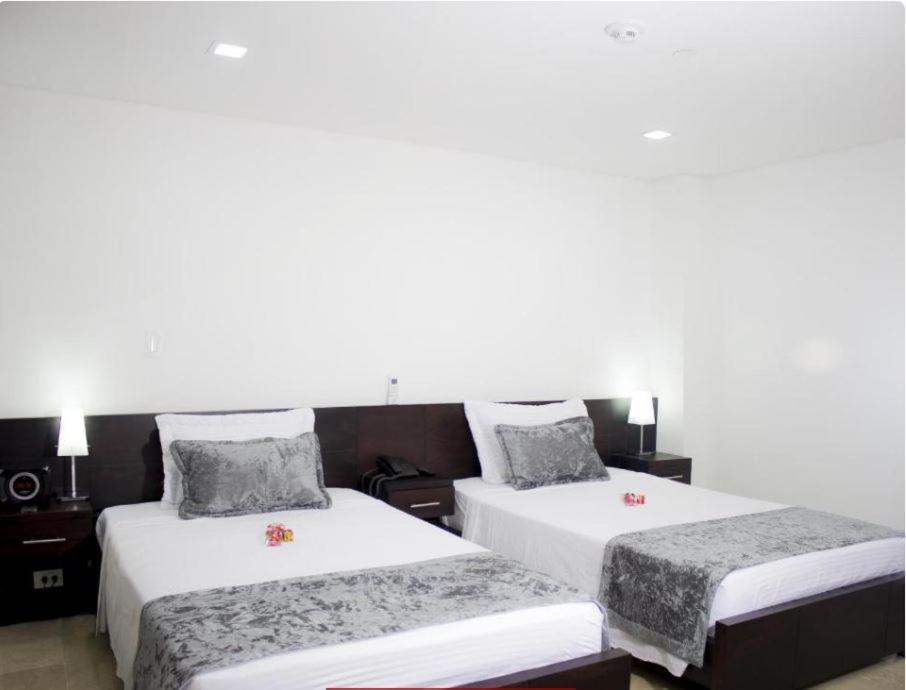 Hotel Lleras Express Medellín Esterno foto