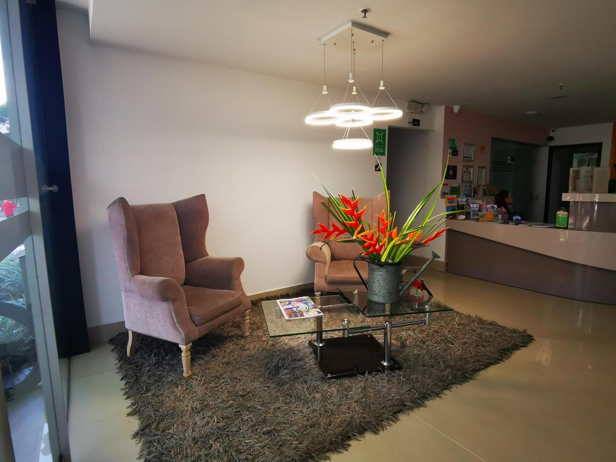 Hotel Lleras Express Medellín Esterno foto